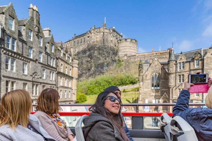 Edinburgh: Hop-On Hop-Off Bus Pass with 3 City Tours - City Sightseeing Tour (multilingual audio): Old Town stories and the kids channel twist