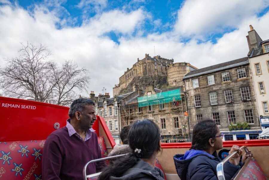 Edinburgh: Hop-On Hop-Off Bus Pass with 3 City Tours - Majestic Tour to Newhaven and Royal Yacht Britannia: the coast day trip built in