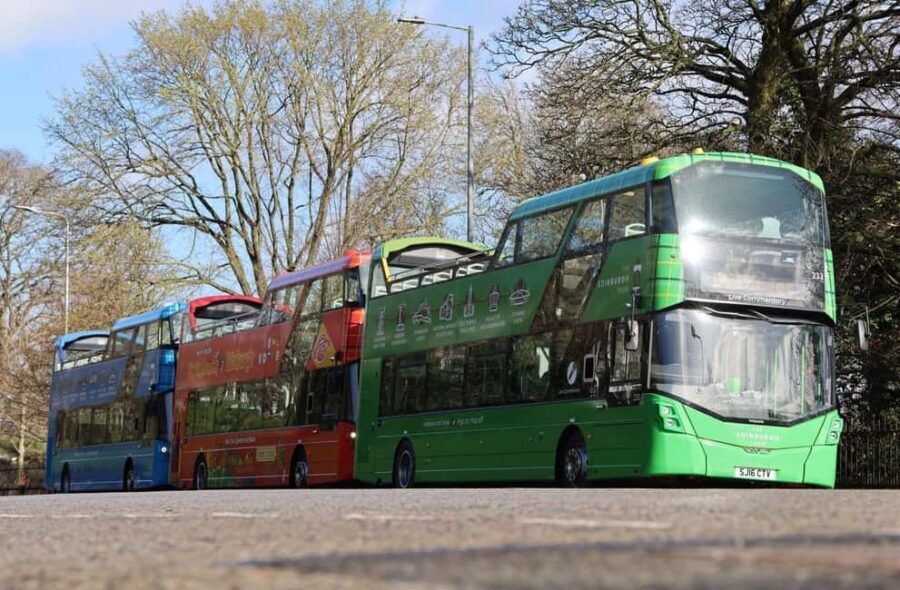 Edinburgh: Hop-On Hop-Off Bus Tour with Live Guide - The Live Guide Makes the Ride Feel Real