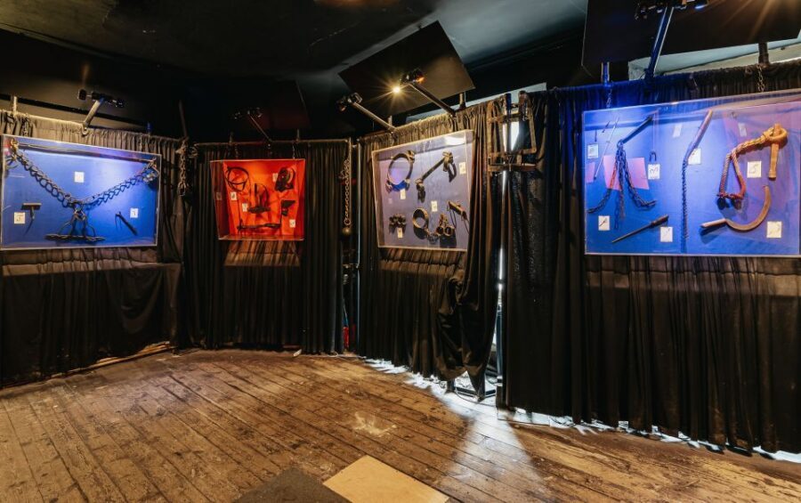 Edinburgh: Late-Night Underground Vaults Terror Tour - Guides: why the storytelling is the real product