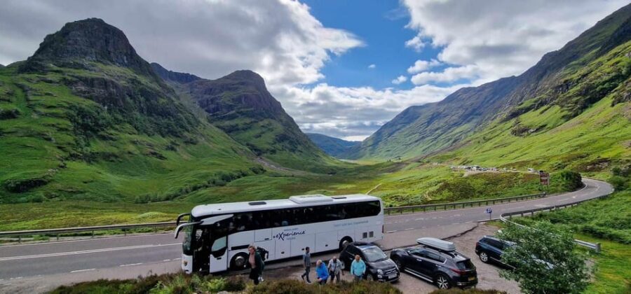Edinburgh: Loch Ness, Glencoe, Coos & the Highlands Day Tour - Morning setup at Caffè Nero, then north through the Forth Bridges