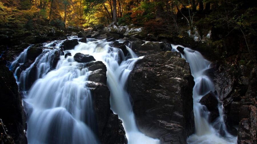 Edinburgh: Loch Ness, Scenic Walk, Glencoe & Whisky Day Tour - Loch Ness Time: Optional Boat Cruise vs. Slow Lakeside