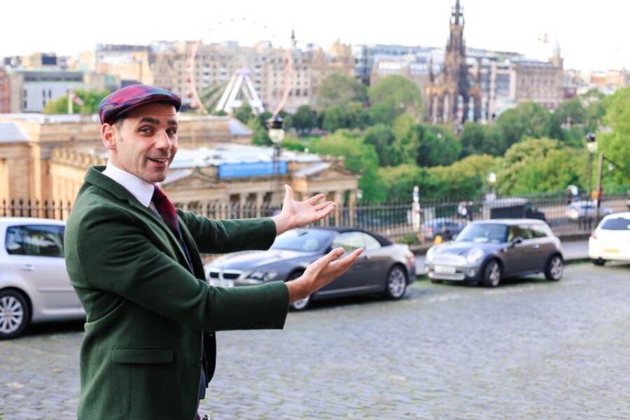 Edinburgh: Mountebank Comedy Walk - Unicorns and national myths: why Edinburgh leans into strange