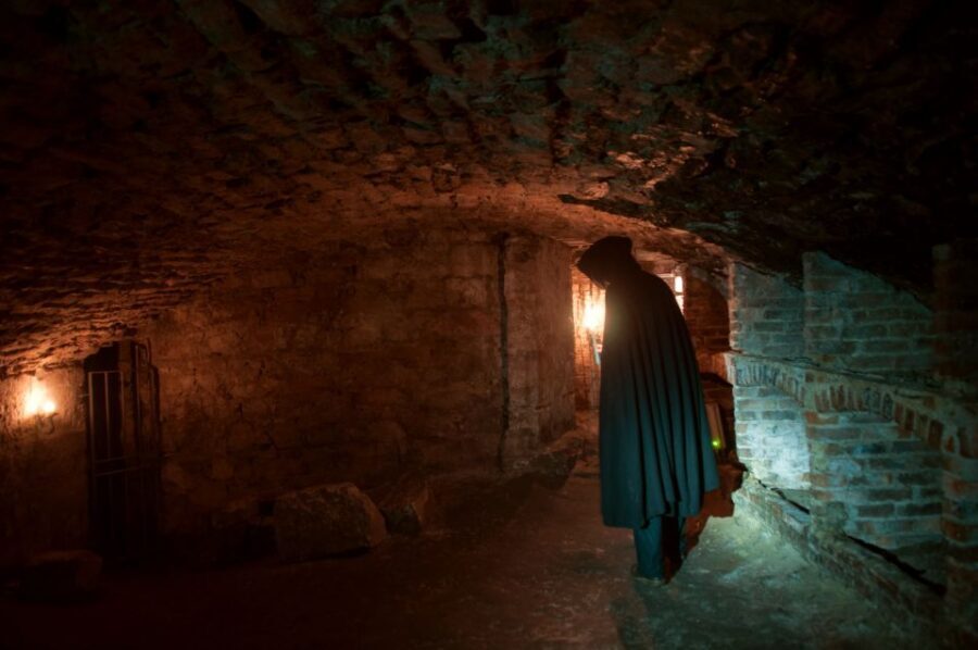Edinburgh: Multi-Sensory Haunted Underground Tour - Price and Value: What $29 Buys in 75 Minutes
