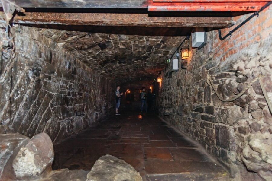 Edinburgh: Old Town and Underground Historical Tour - Key things to know before you go