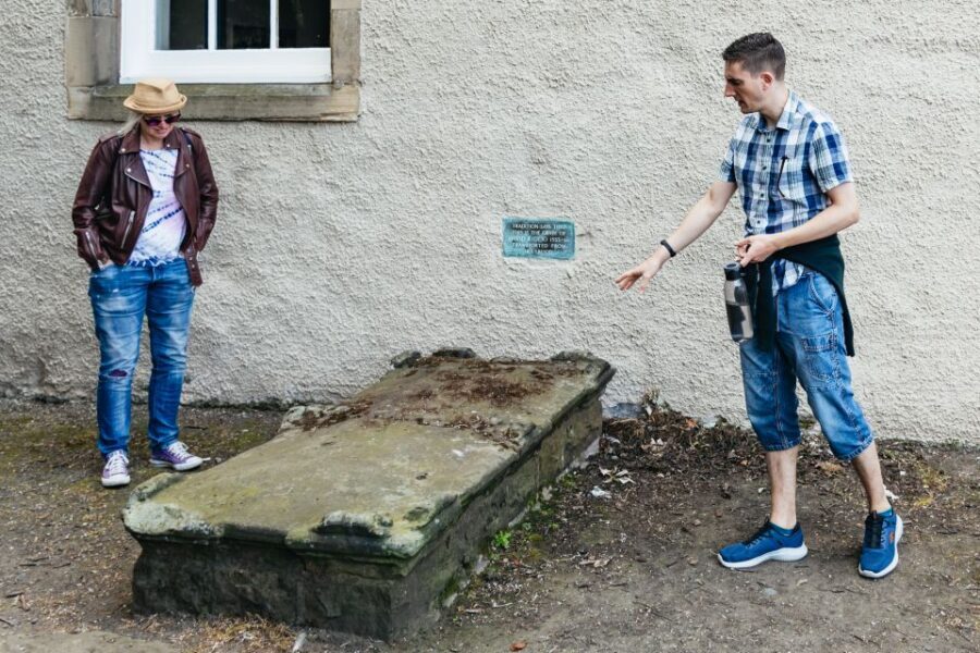 Edinburgh: Old Town and Underground Historical Tour - Should you book Edinburgh Old Town and Underground?