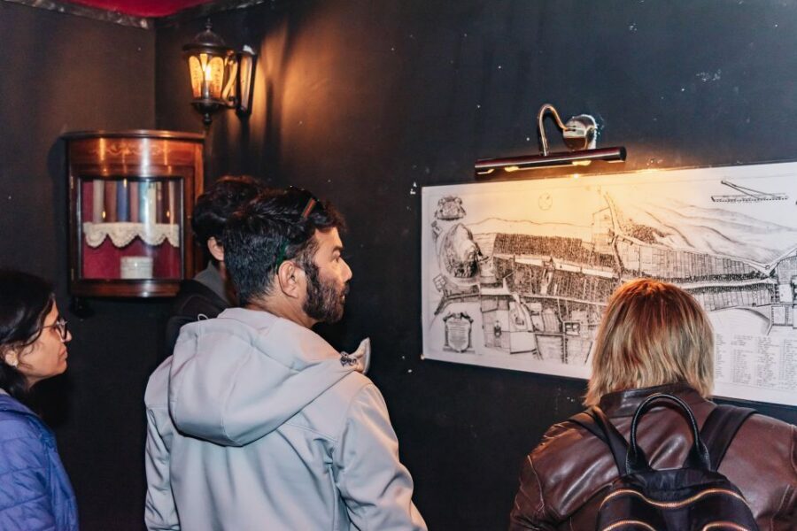 Edinburgh: Old Town and Underground Historical Tour - Price and value: is $27 worth it?