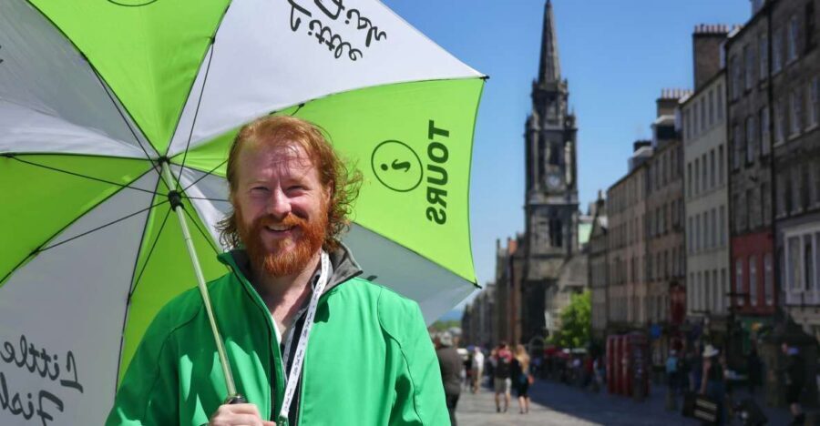 Edinburgh: Old Town History and Tales Walking Tour - Meeting outside Caffe Nero: start point, first vibes, and how to find your group
