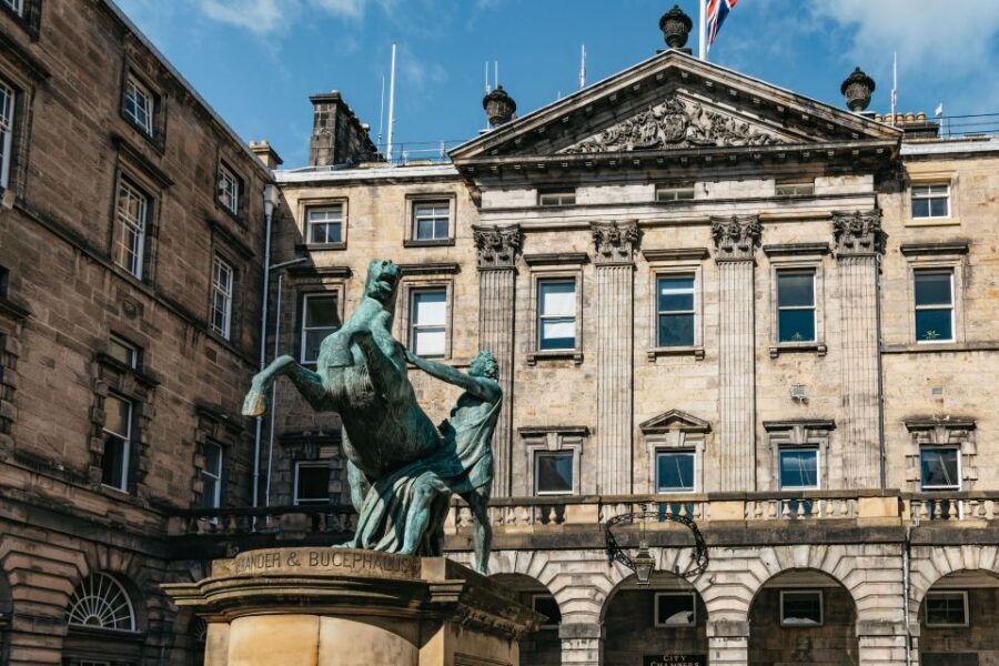 Edinburgh: Old Town History and Tales Walking Tour - Harry Potter inspirations and the Scottish Enlightenment: fun context, not random trivia