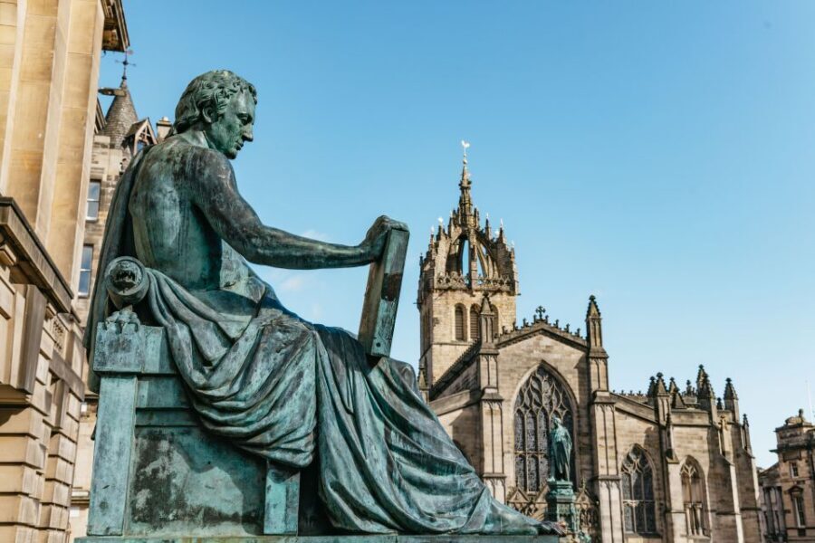 Edinburgh: Old Town History and Tales Walking Tour - Who this tour suits best (and who should choose something else)