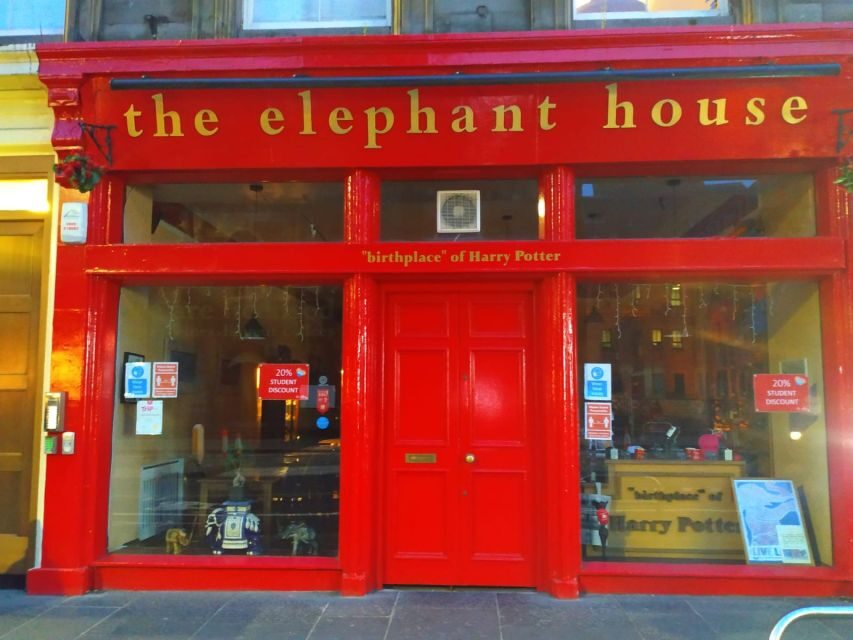 Edinburgh: Old Town History Walking Tour - What to bring, what to skip, and how to dress for Edinburgh weather