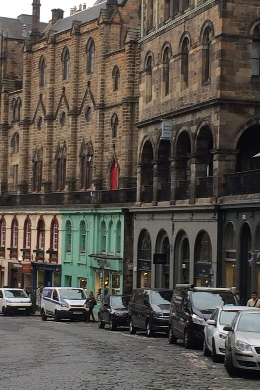 Edinburgh: Old Town Private Walking Tour with Historian - Why Old Town works best with a historian (and not just a guidebook)