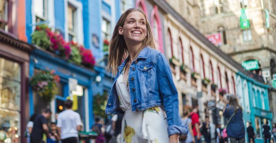 Edinburgh Old Town: Professional Photoshoot & Edited Photos - Key Things to Know Before You Go