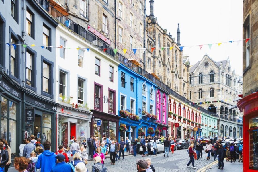 Edinburgh Old Town: Professional Photoshoot & Edited Photos - Meeting at Virgin Hotels Edinburgh on Victoria Street (Find Your Photographer Fast)
