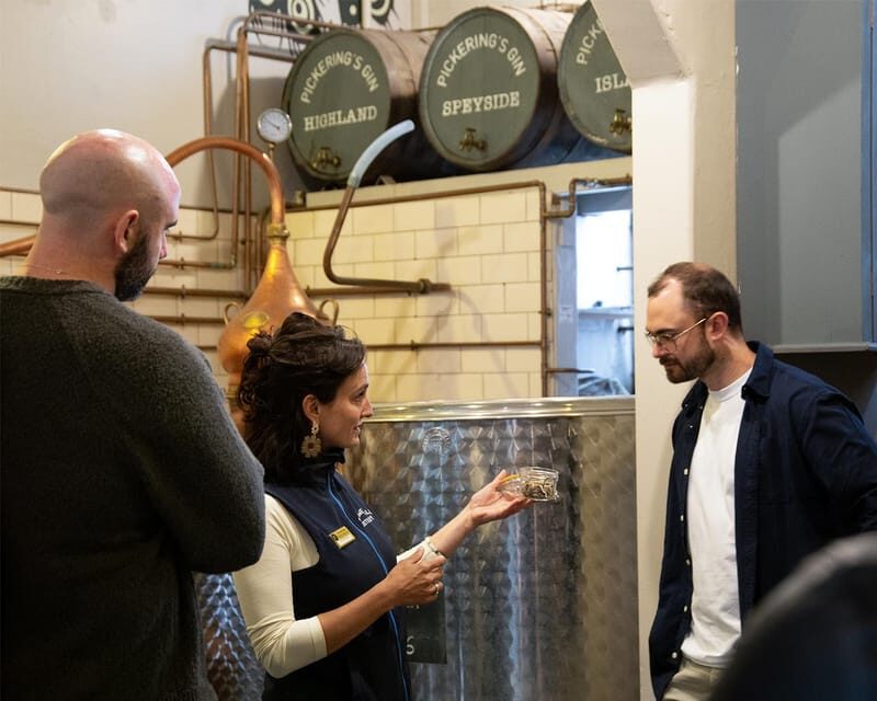 Edinburgh: Pickering's Gin Jolly Tour (Distillery & Tasting) - Inside the distillery: meeting distillers and watching Gertrude and Emily