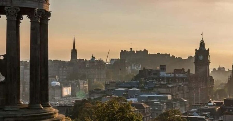 Edinburgh: Private Guided Customized Walking Tour - The pre-trip chat with your guide sets the tone