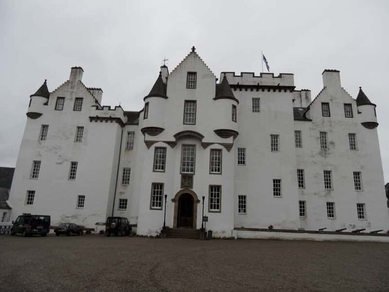 Edinburgh: Private Guided Walking Tour - Princes Street, Gardens, and the New Town Side of Edinburgh