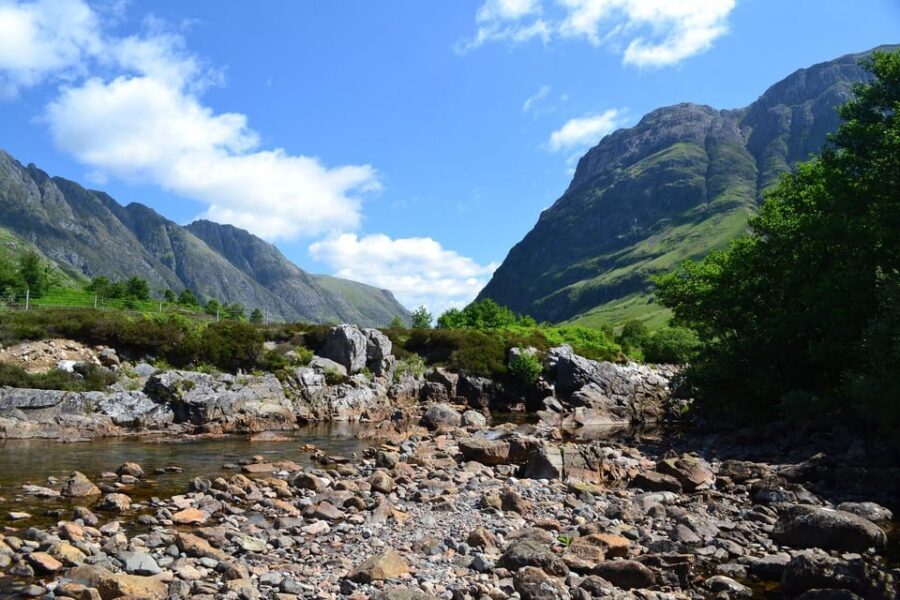 Edinburgh: Private Loch Ness, Glencoe & The Highlands Tour - Mercedes V-Class Comfort and Small-Coach Practicality