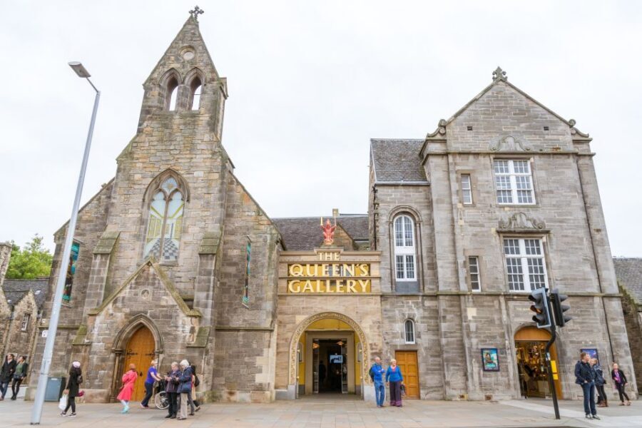 Edinburgh: Royal Attractions with Hop-On Hop-Off Bus Tours - Key takeaways before you ride