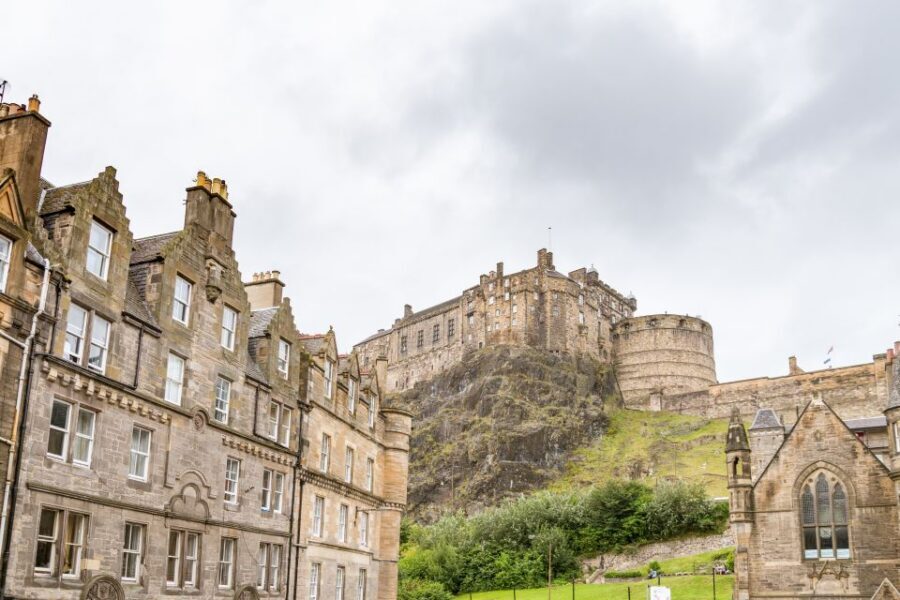 Edinburgh: Royal Attractions with Hop-On Hop-Off Bus Tours - The three bus routes: how they help you see more in less time