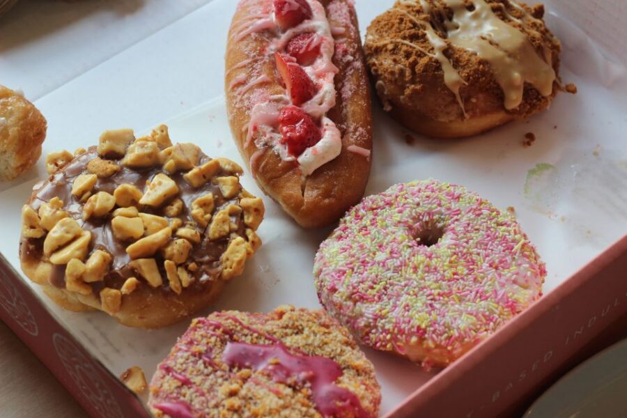 Edinburgh: Royal Mile Donut Tour with Donut Tastings - Family-Owned Bakery With Scottish Pastries: A Nice Break From Pure Donut Mode