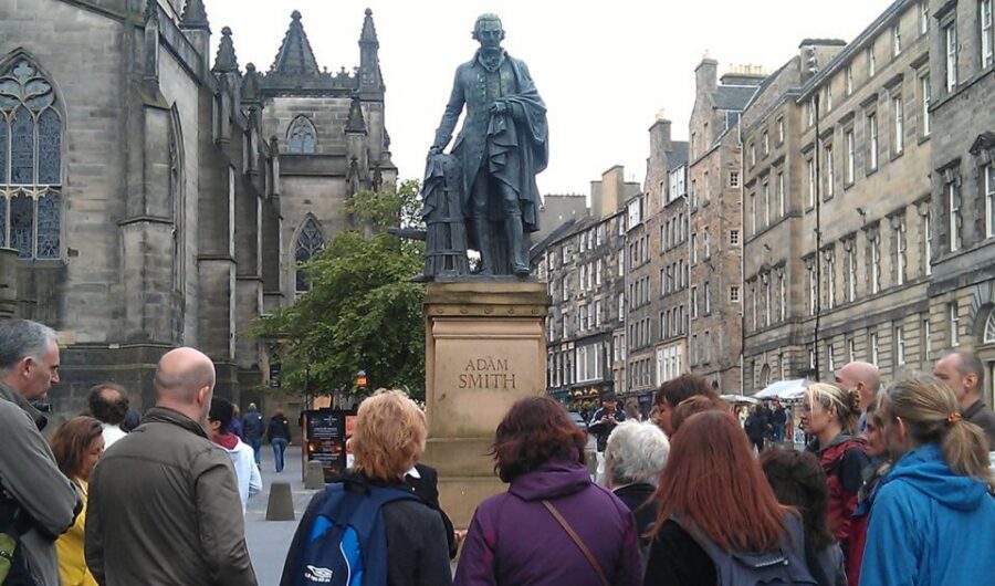 Edinburgh: Royal Mile Scottish Enlightenment Walking Tour - Culloden and the Enlightenment: why that dark chapter still matters