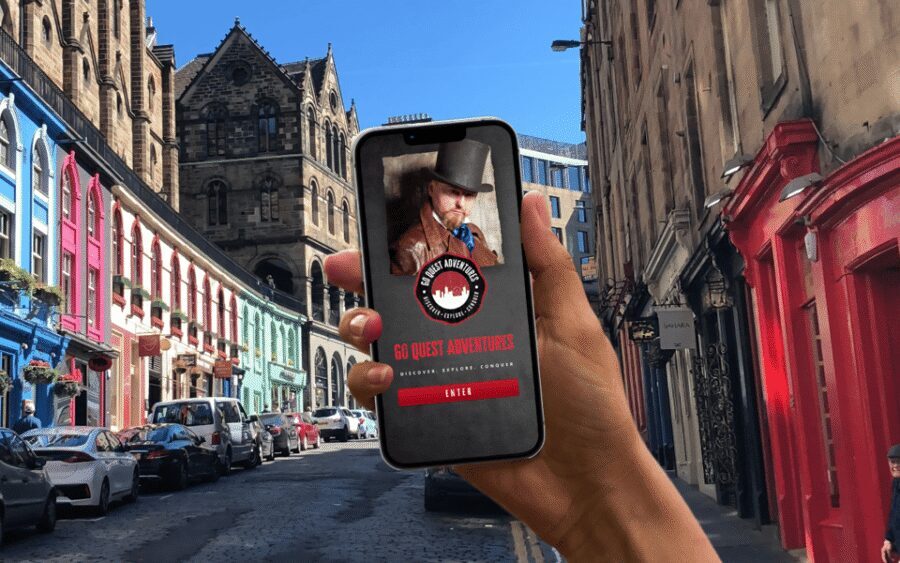 Edinburgh: Royal Mile Walking Tour & Exploration Game - Quick Key Points Before You Go