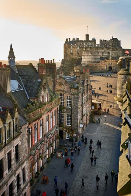 Edinburgh: Scotch Whisky Tasting & 3 Course Dinner - What you learn: origins, blending, and maturation inside the cask story
