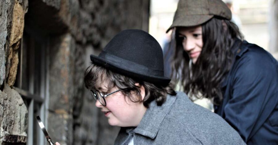 Edinburgh: Sherlock Holmes Private Walking Tour - Greyfriars Cemetery: where the tour’s mood turns serious