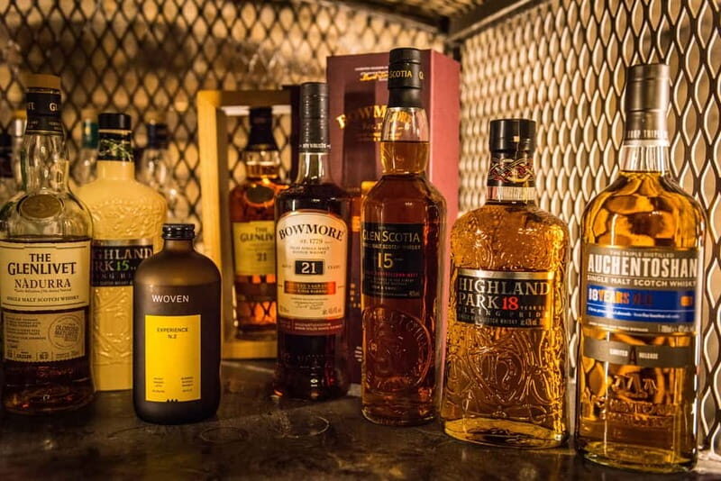 Edinburgh: The Lost Close Underground Scotch Whisky Tasting - Choosing the right level: intermediate and high-end drams