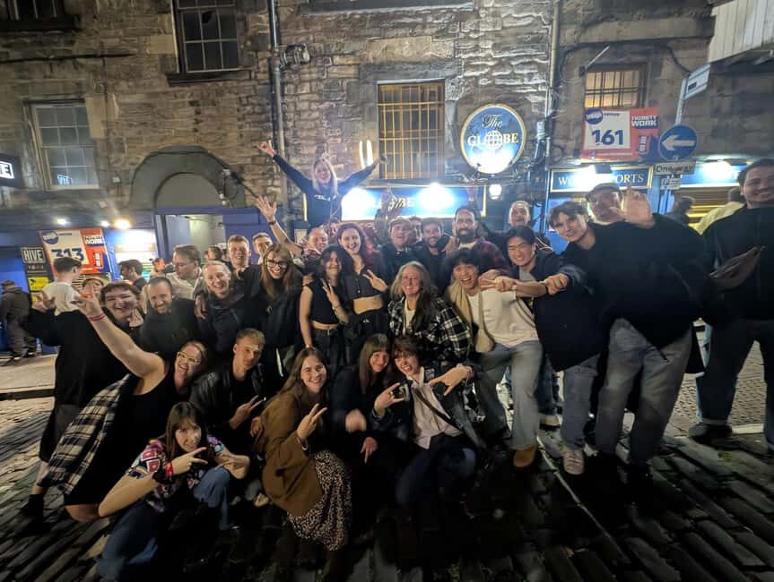 Edinburgh: Ultimate Pub Crawl Party with 7 Bars & 1 Club - Drinking games and icebreakers: why they matter for making friends