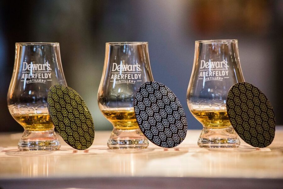 Edinburgh: Ultimate Whisky Experience - A whisky tour that actually fits a full day from Edinburgh