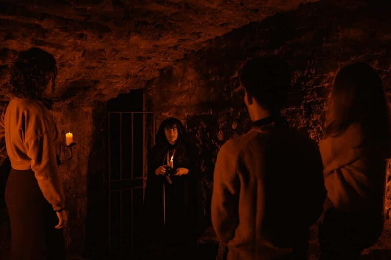 Edinburgh: Underground Vaults and Graveyard Evening Tour - The Canongate graveyard walk to Canongate Kirk