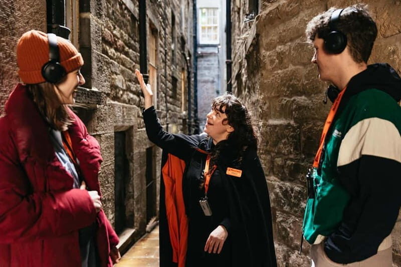 Edinburgh: Underground Vaults Evening Ghost Tour with Whisky - Key highlights to know before you go