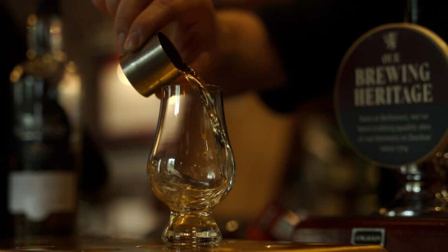 Edinburgh: VIP Food Tour at a Secret, Traditional Restaurant - Key things that make this VIP tour work