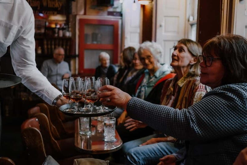 Edinburgh: Whisky Tasting and Storytelling in a Historic Pub - From grain to glass: the storytelling that teaches you how Scotch works