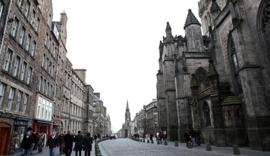 Edinburgh: Witches, Trials, and Truth Small-Group Tour - Names You Remember: Agnes, Geilis, Janet, and John