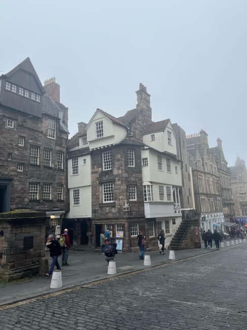 Edinburgh's Dark History Walking Tour - Edinburgh Castle and James II: how the witch-trial story starts