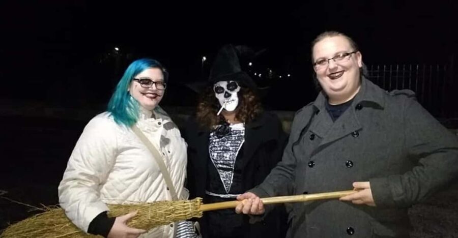 Elgin: Witch Trials Tour - Before you go: what to bring and how to pace the mile