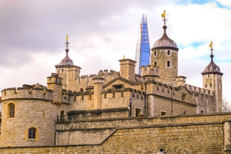 Exclusive Beefeater Meet & Greet at the Tower of London - Why this Beefeater meet-and-greet feels different