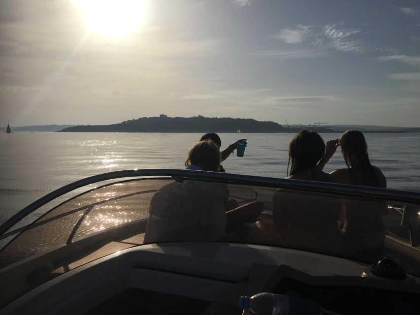 Falmouth Bay, Cornwall: Private Skippered Speed Boat Trip - The castles and landmarks that frame the bay
