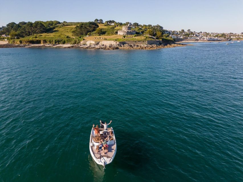 Falmouth Bay, Cornwall: Private Skippered Speed Boat Trip - Why a private skippered speed boat is the smart way to see Falmouth Bay