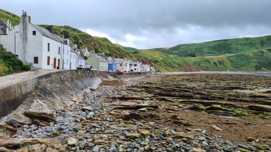 From Aberdeen: Coastal Villages of Aberdeenshire Tour - A small-van coastal tour built for North Sea villages