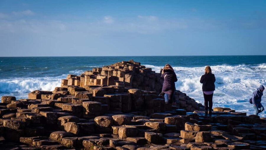 From Belfast: Giant's Causeway & Castles Guided Tour - Carrickfergus Castle: 800 years of stone walls and optional entry