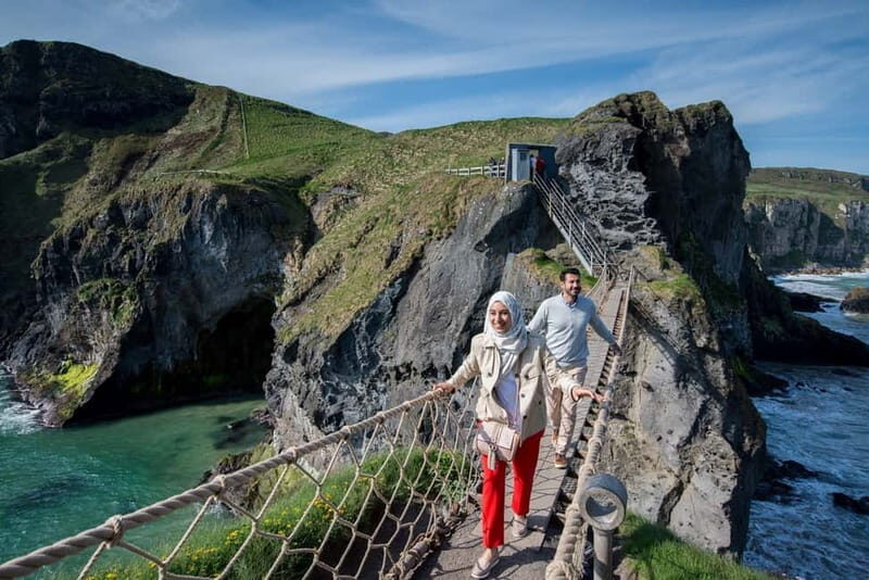 From Belfast: Giant's Causeway Full-Day Guided Tour - Dark Hedges: walking the Kings Road through the Stuart canopy