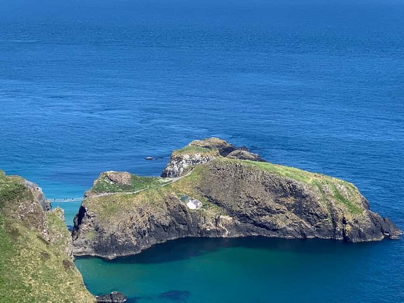 From Belfast: Private Giants Causeway Coastal Tour - Bushmills Distillery Finale: Time to Shop, Explore, and Choose Your Tasting