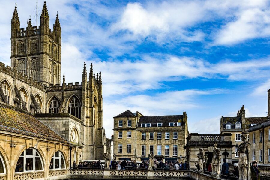 From Brighton: Stonehenge and Bath Full-Day Trip - Price and value: what $120 really buys you