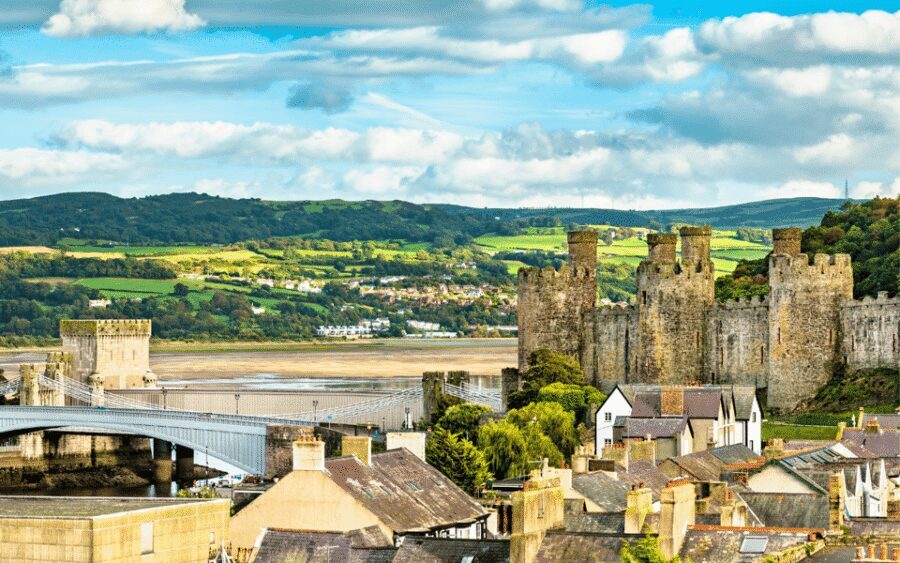 From Chester: North Wales and Caernarfon Castle Tour - Eryri (Snowdonia) National Park: photo stops that actually make sense