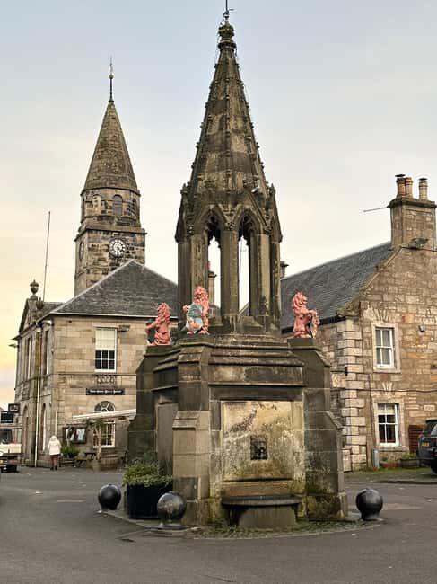 From Edinburgh: 1-Day Outlander Experience with Attractions - Midhope Castle (Lallybroch): emotional connection, but flexibility matters