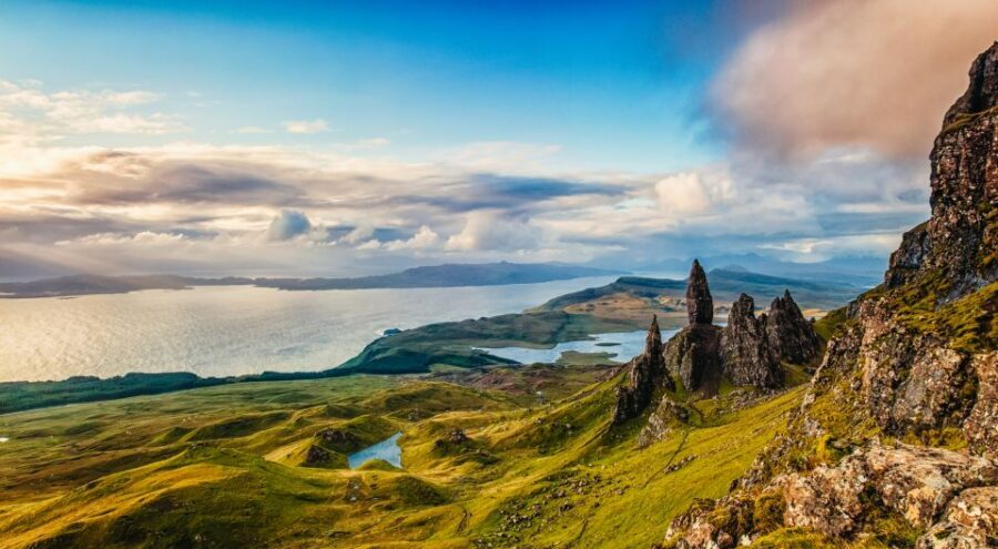 From Edinburgh: 3-Day Isle of Skye and The Highlands Tour - Highland Folk Museum, Pitlochry, and the Forth Bridges ride home